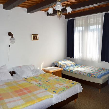 Benedekne Haza Apartment Gyenesdias Bagian luar foto